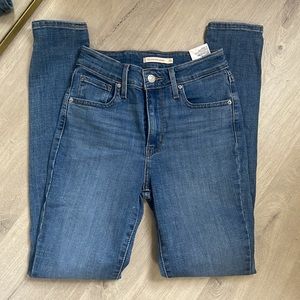 721 Levi’s